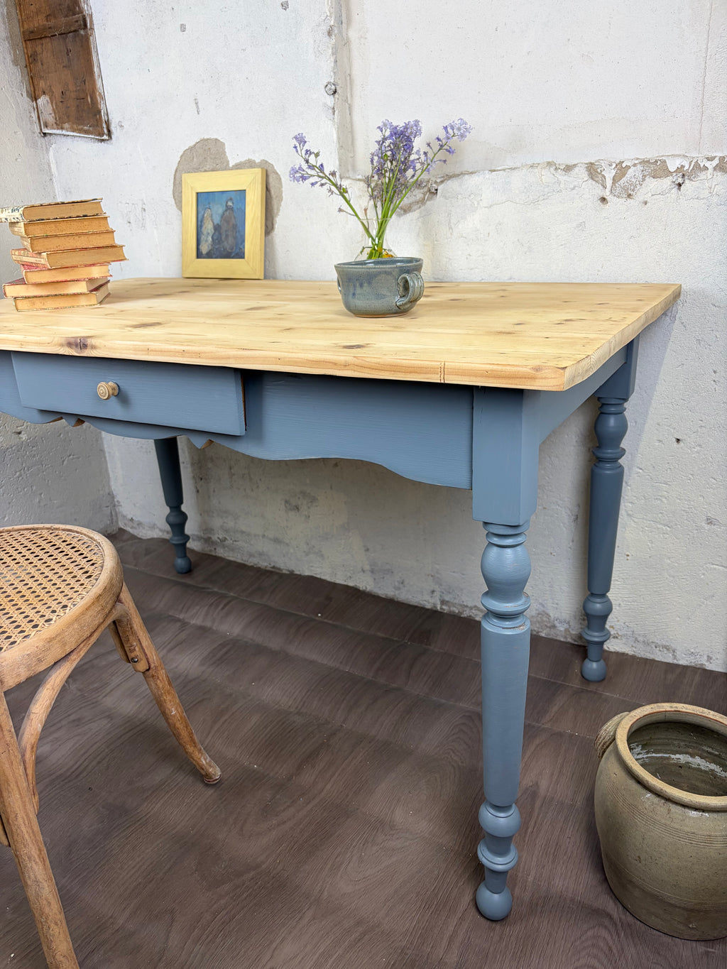Table / Bureau