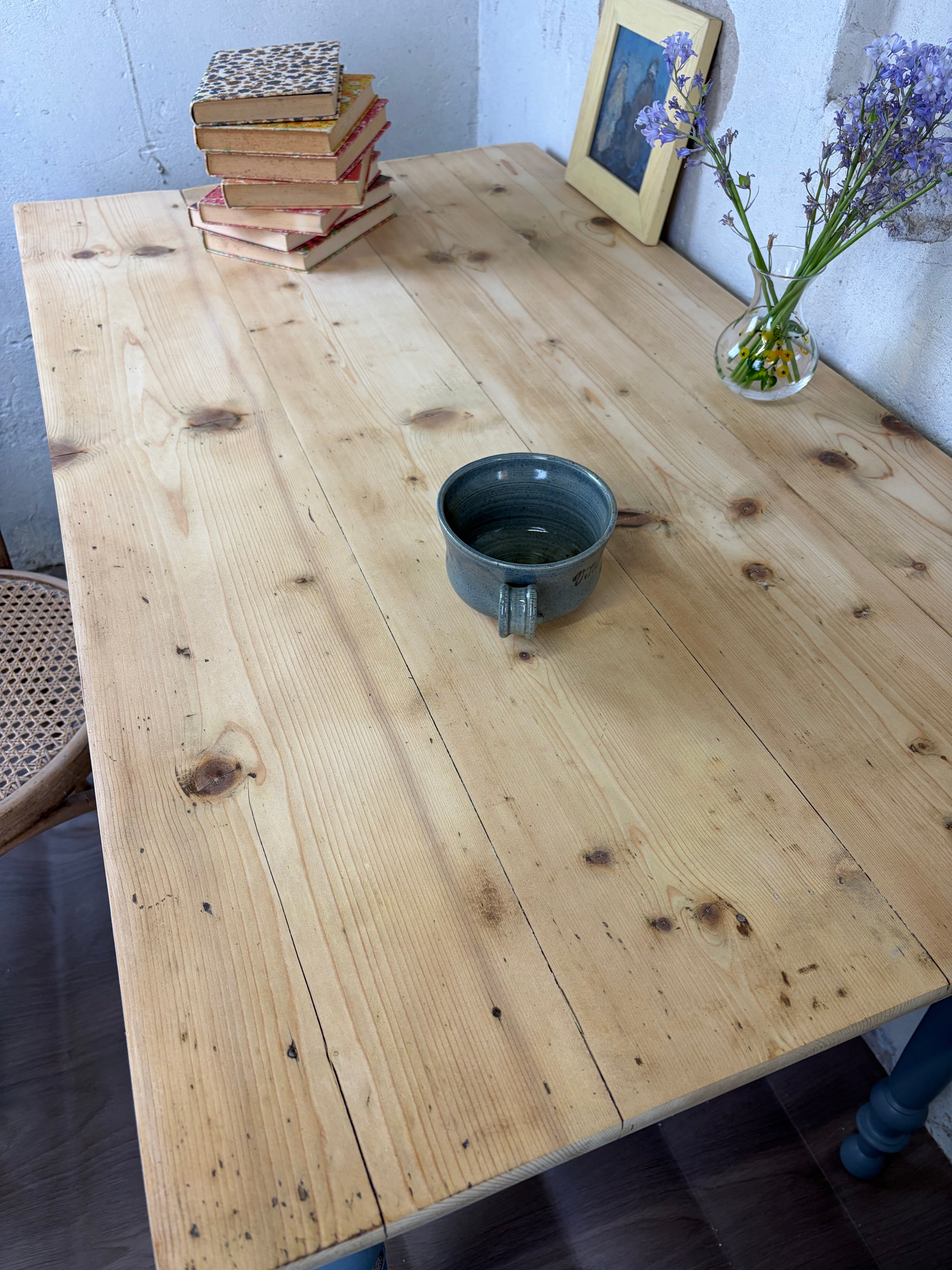 Table / Bureau